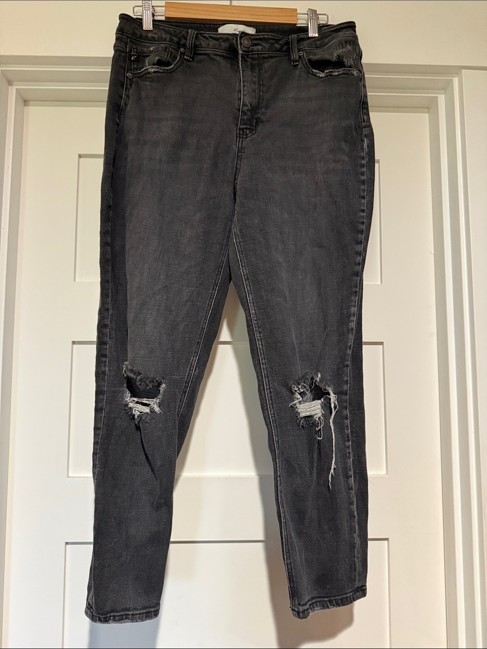 KanCan Black Distressed Skinny Jeans